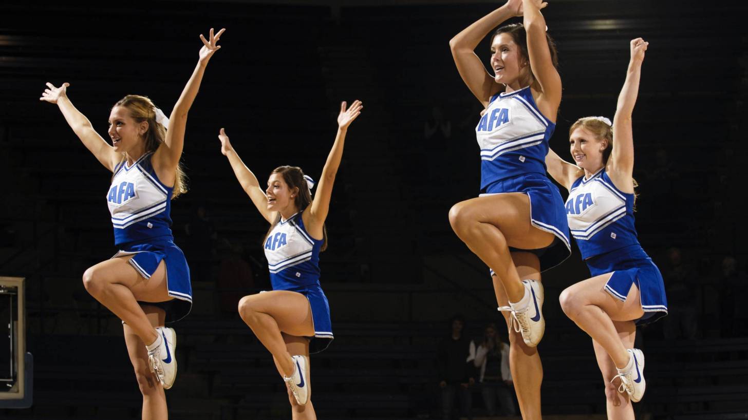 Texas Cheerleader Convention May Have Spread Mumps — Precision